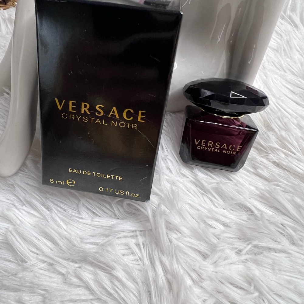 Versace Crystal Noir Eau de Toilette - Black and Gold